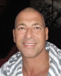 Foto_Willem_Koster_hugehumb
